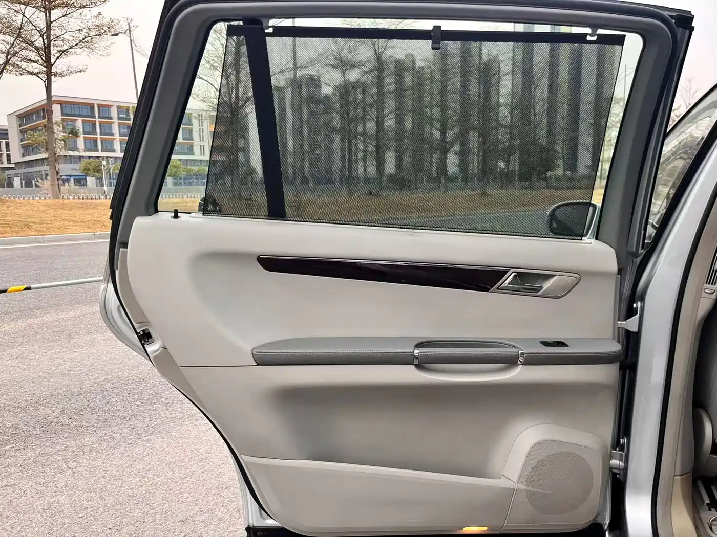 Mercedes-Benz R-Class 2009 Model R 300 L Business Version фото 13