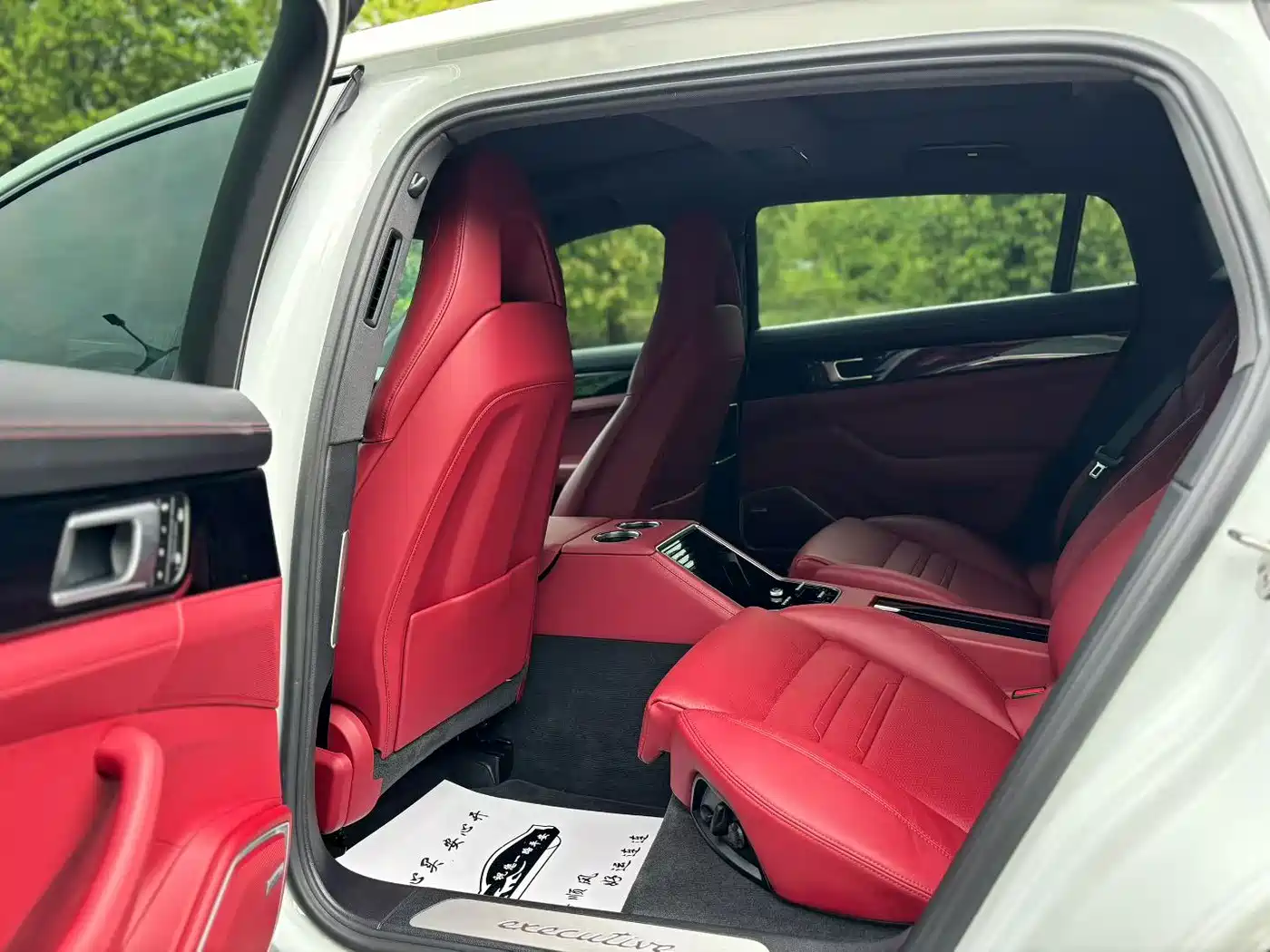 Porsche Panamera 2023 Panamera 4 Executive Long Wheelbase 2.9T фото 8