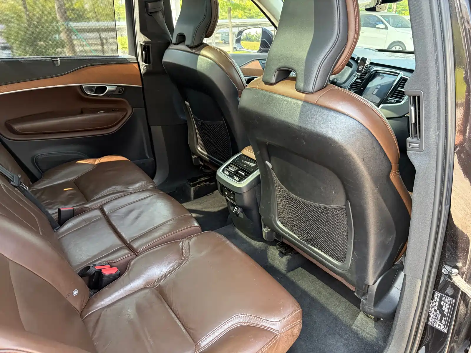 Фото 15 - Volvo XC90