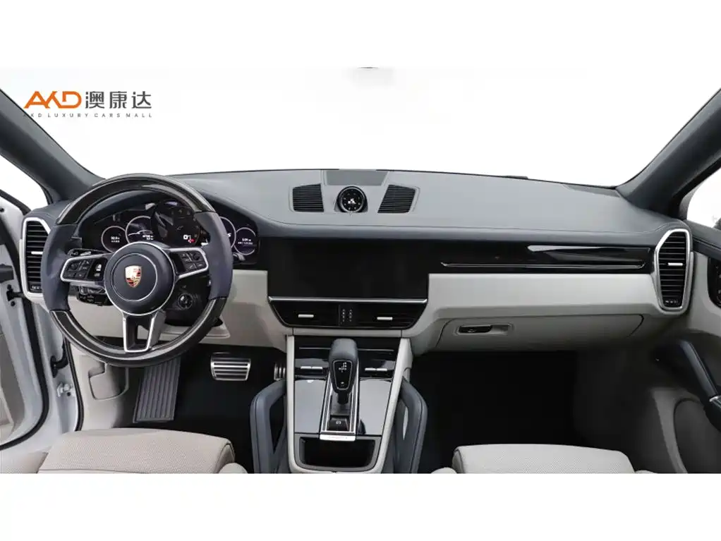 Фото 5 - Porsche Cayenne
