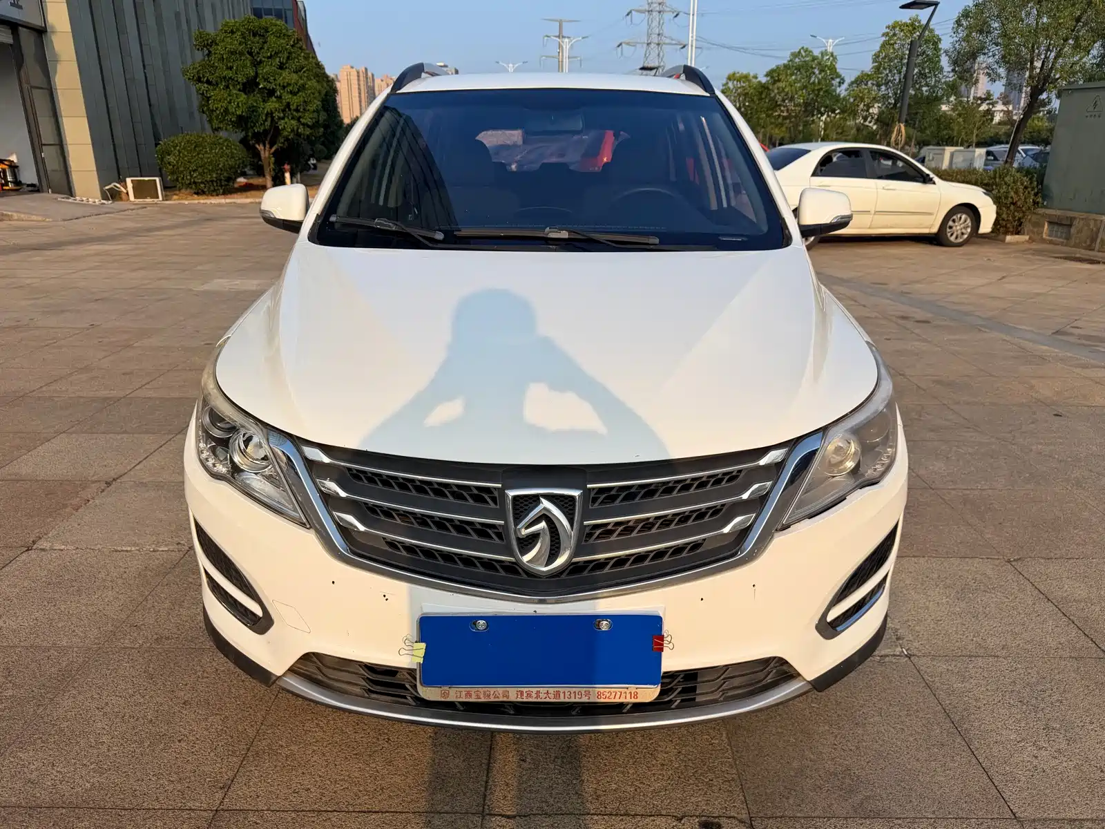 Фото 2 - Baojun 560