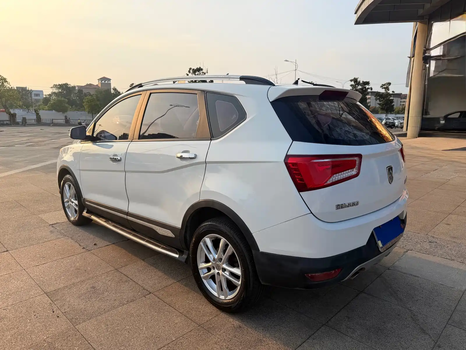 Фото 7 - Baojun 560