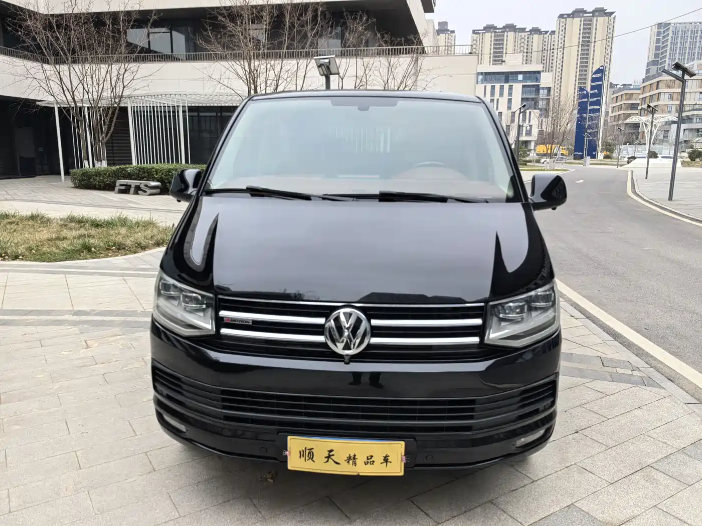 Volkswagen Caravelle 2017 2.0TSI 4WD Luxury 8-Seater фото 2
