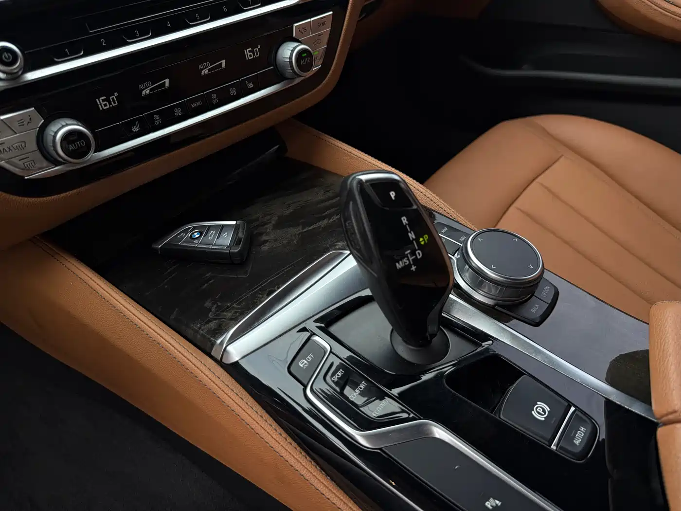 BMW 5 Series 2018 Facelift 530Li Leading M Sport Package фото 9