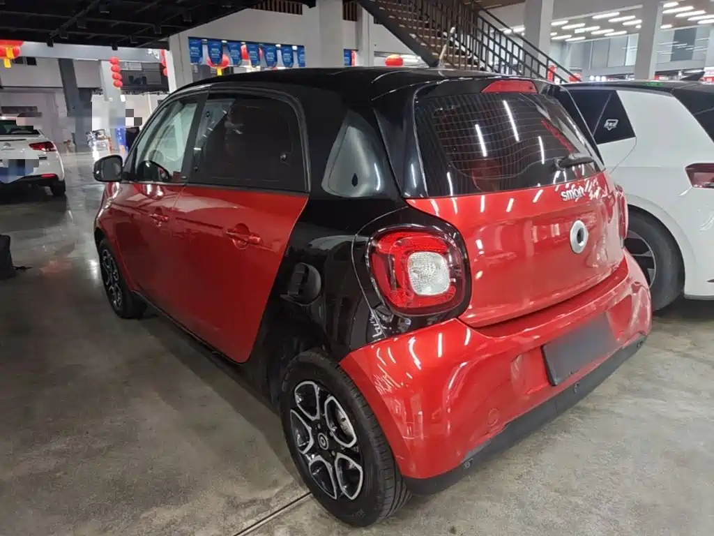 smart forfour 2018 2018 0.9T 66kW Pioneer Edition