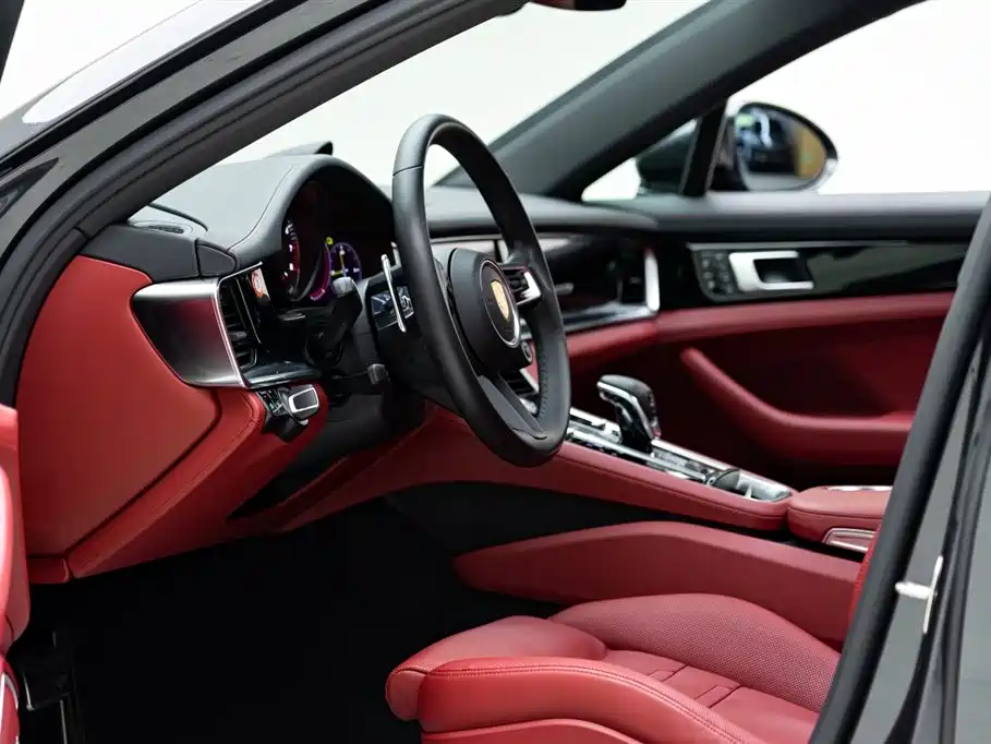 PORSCHE PANAMERA NEW ENERGY