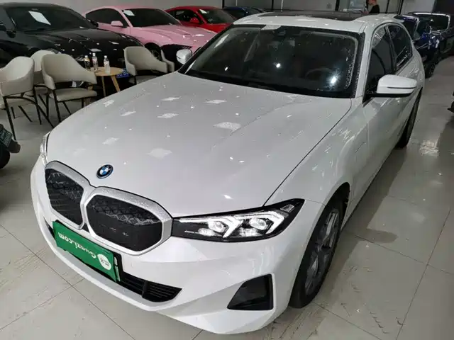 BMW i3 2024