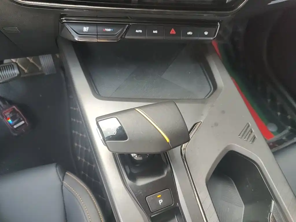 Changan Oshan X5 PLUS 2023 2023 Model Facelift 1.5T DCT Excellence