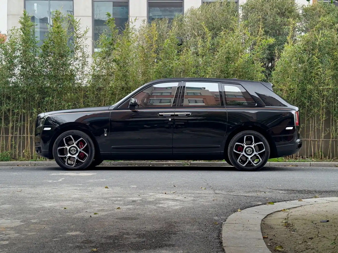 ROLLS-ROYCE CULLINAN