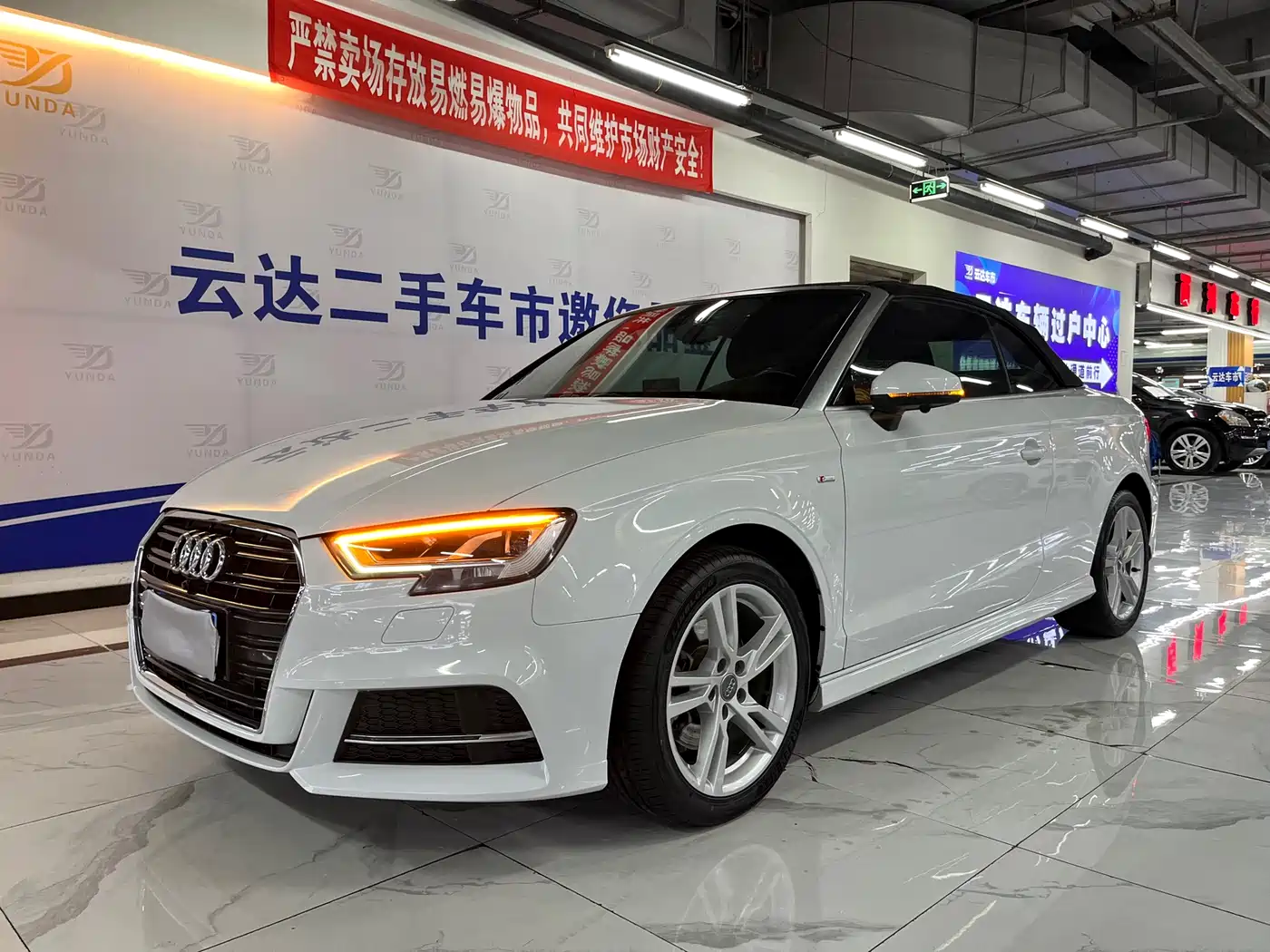 Audi A3 (Import) 2017 Cabriolet 40 TFSI фото 2
