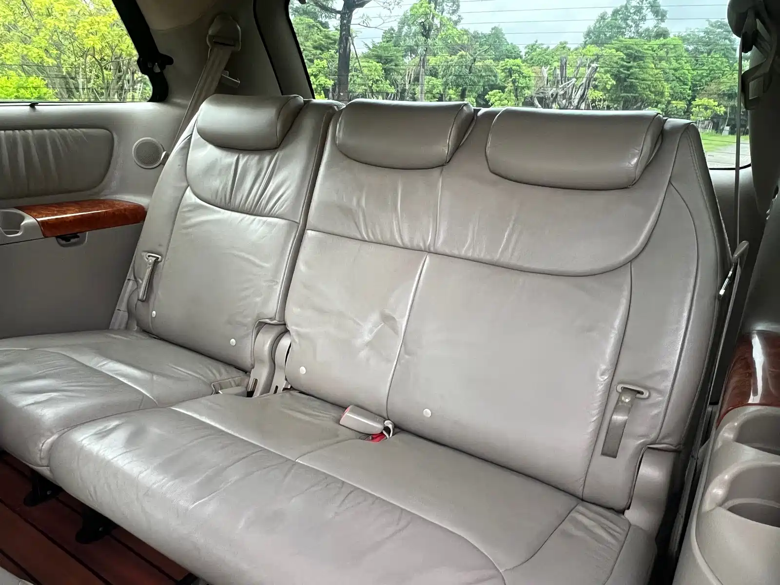 Photo 12 - Toyota Sienna