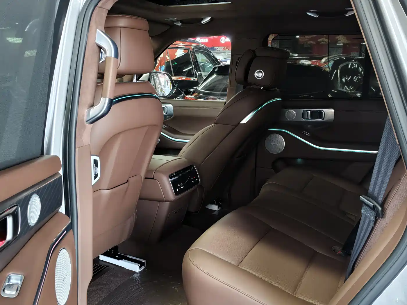 TANK TANK 700 NEW ENERGY