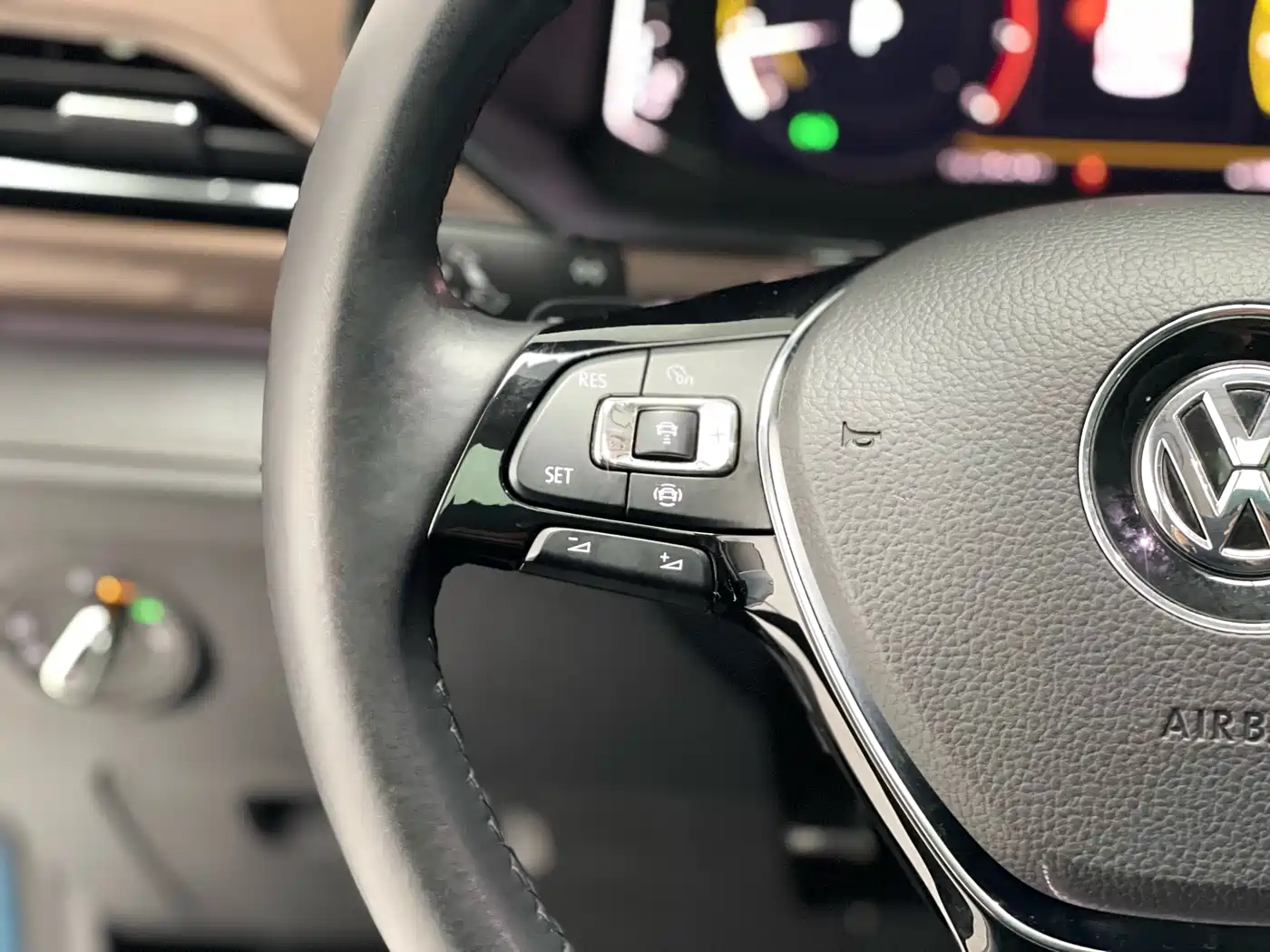 Volkswagen Tharu 2019 Model 330TSI 4WD Flagship Edition China VI фото 20