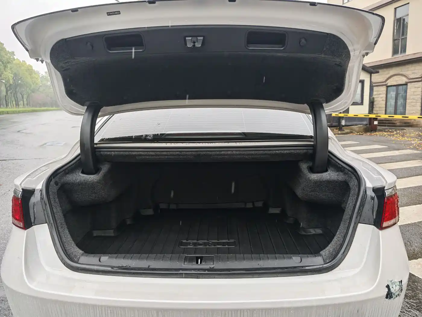 GEELY AUTOMOBILE BORUI