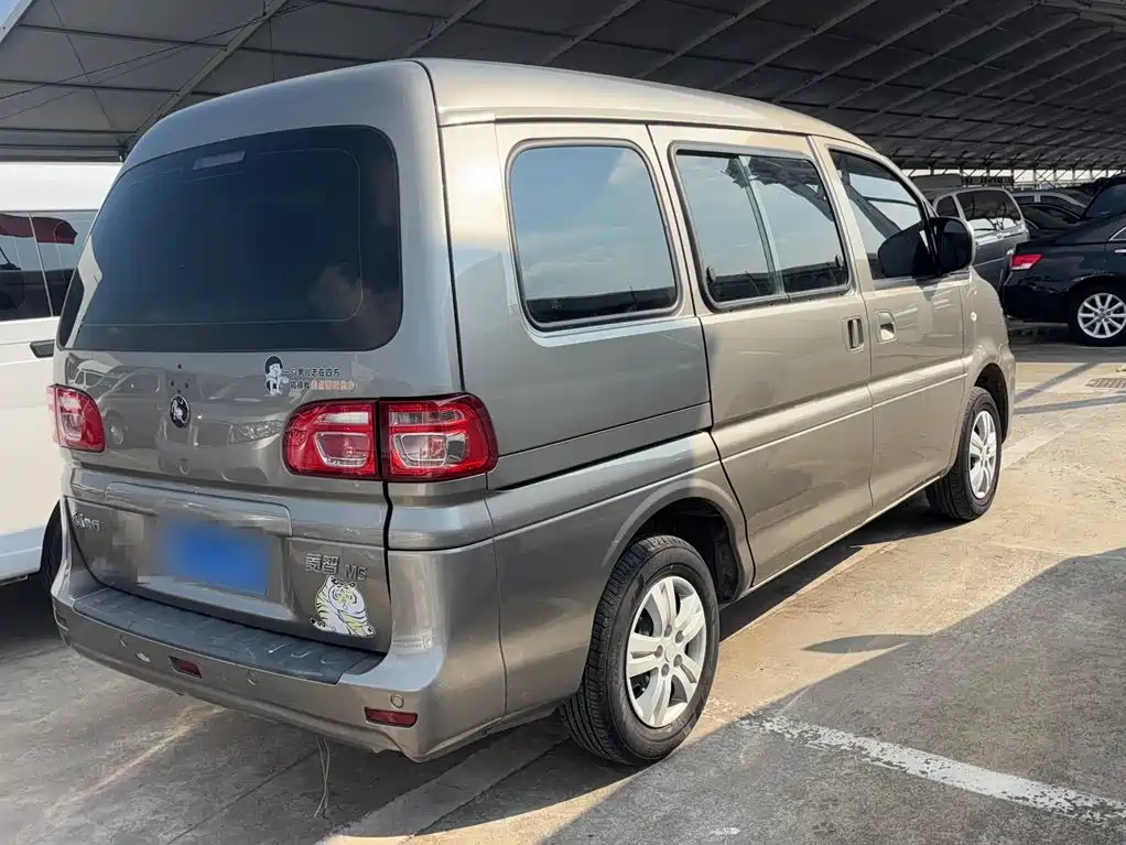 Photo 25 - Dongfeng Fengxing Lingzhi