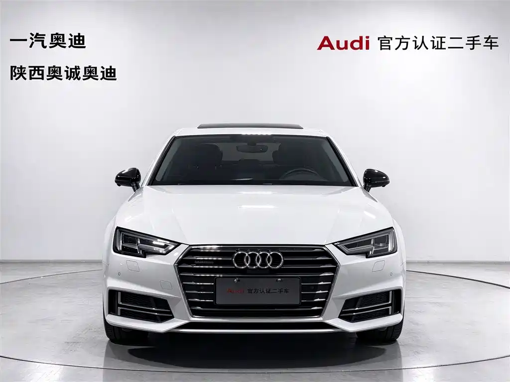 Фото 2 - Audi A4L