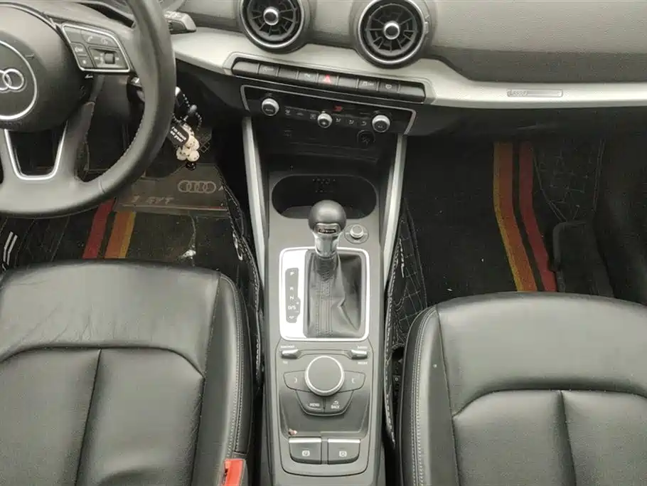 Audi Q2L 2018 35 TFSI Fashion Elegance China VI фото 16