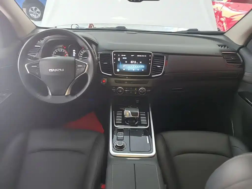 Isuzu Lingtuo 2023 2022 2.0T 4WD Automatic Gasoline Leading Premium Edition JX4G20A6L