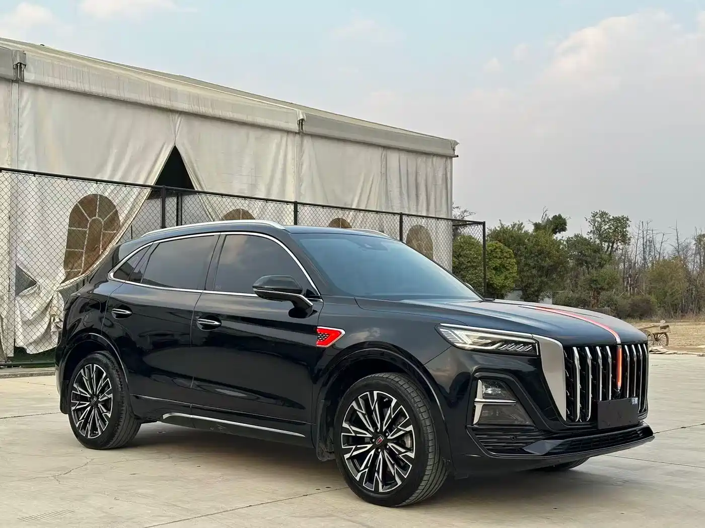 Hongqi HS5 2023 2.0T AWD Flag Enjoy Pro Edition фото 3