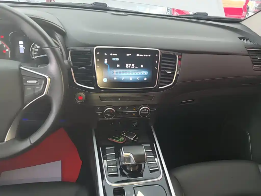 Isuzu Lingtuo 2023 2022 2.0T 4WD Automatic Gasoline Leading Premium Edition JX4G20A6L