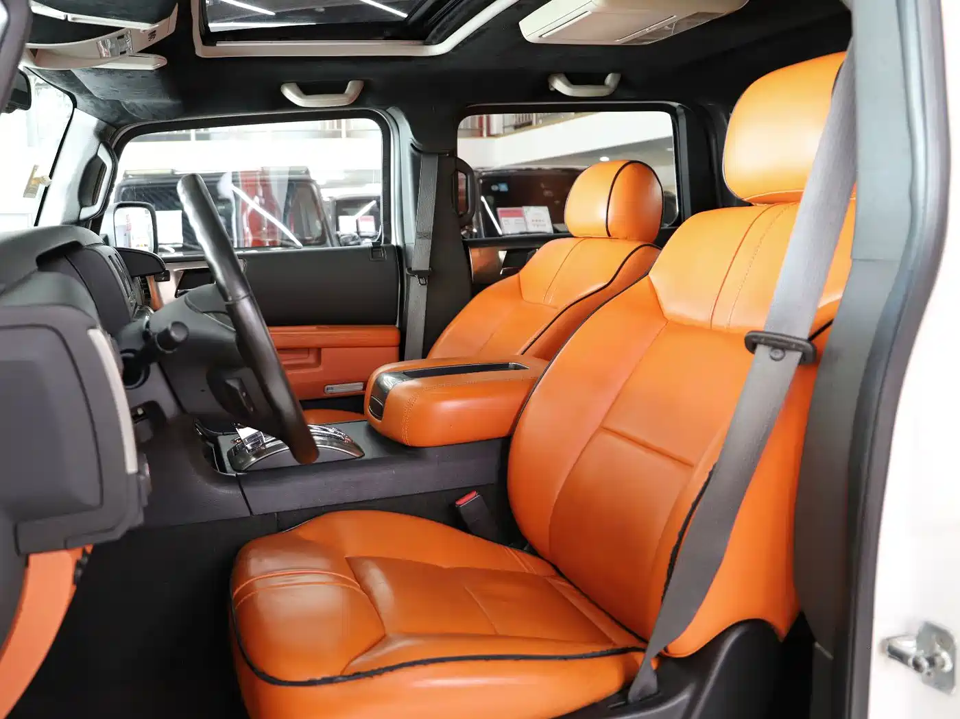 Hummer H2 2013 2008 Model 6.2 AT