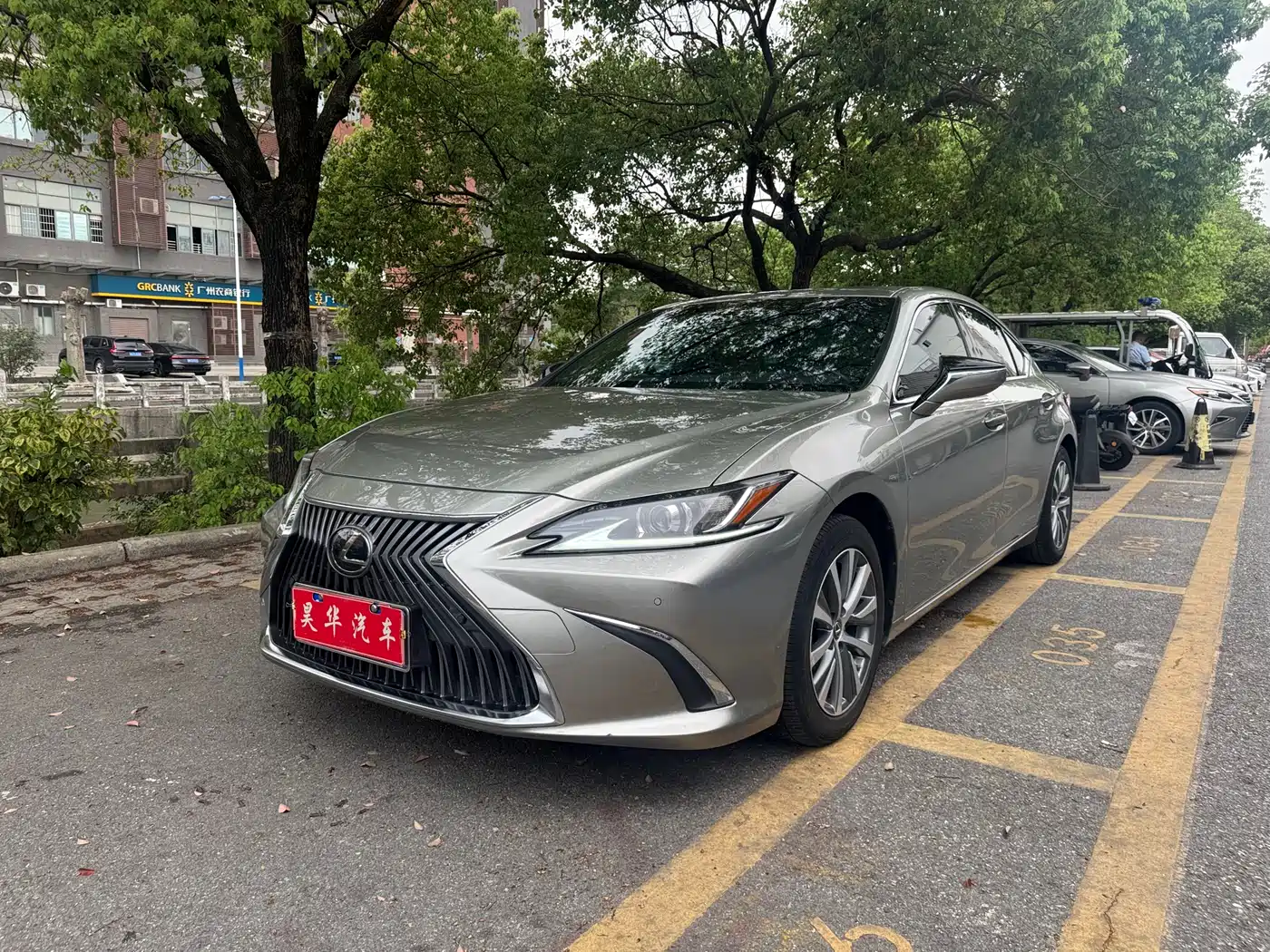 Lexus ES 2020 200 Excellence