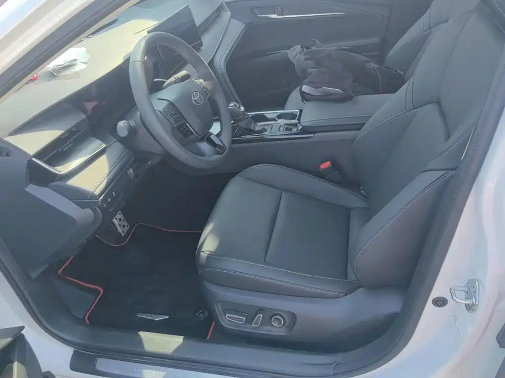 Toyota Camry 2026 2026 Hybrid 2.0HSE Sport Lite Edition