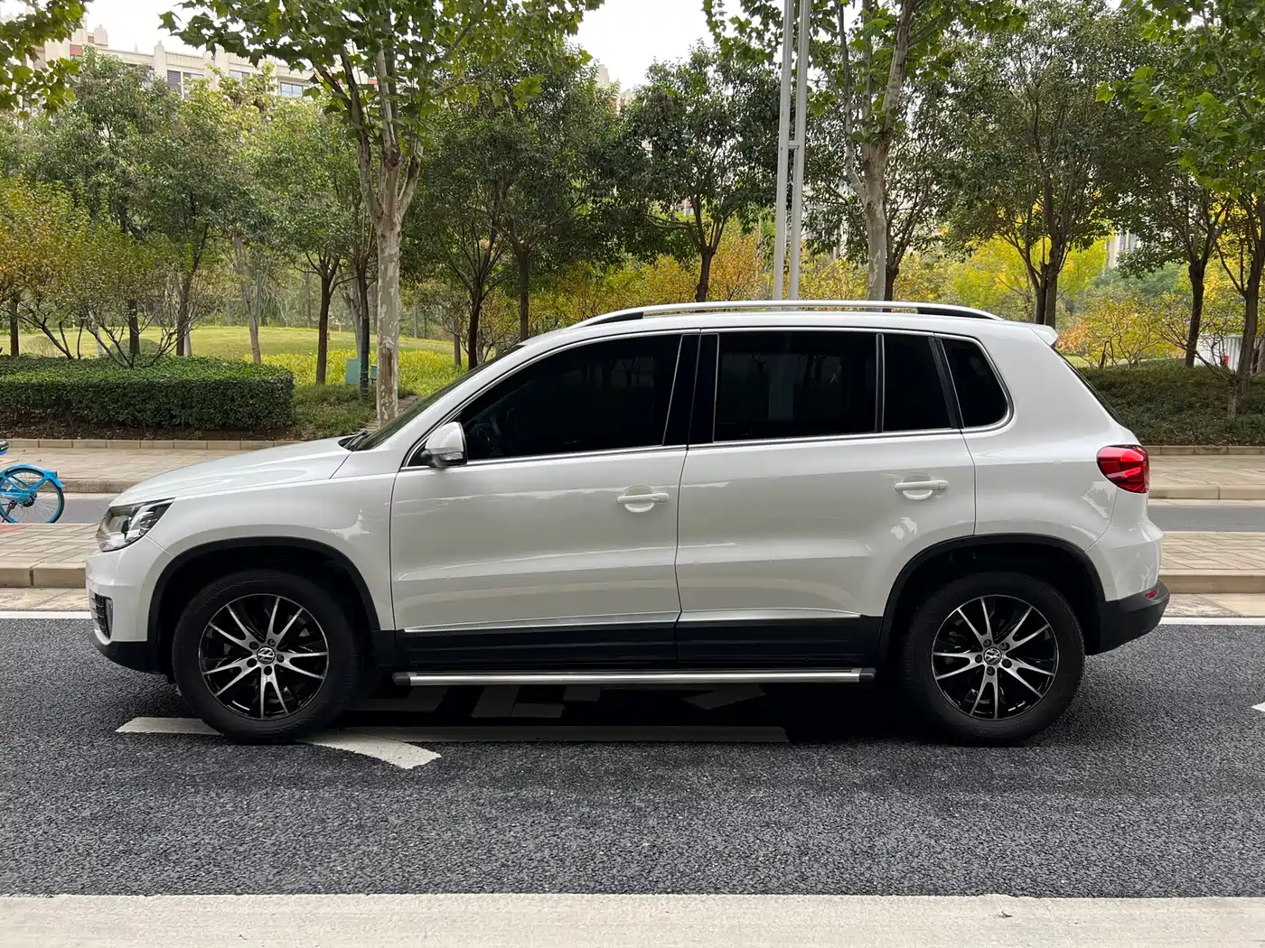 Volkswagen Tiguan 2015 1.8TSI Automatic 4WD Highline фото 30