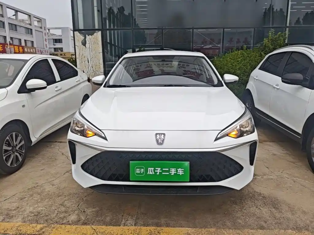 Roewe i5 2025 2023 1.5L Manual Comfort Edition