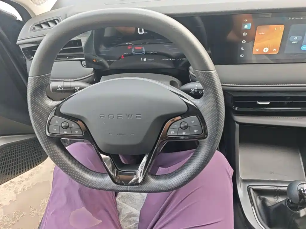 Roewe i5 2026 2023 1.5L Manual Comfort Edition