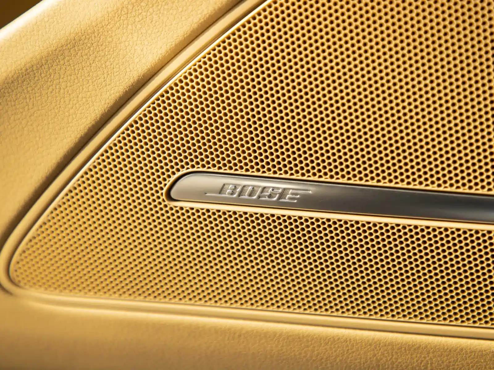 Photo 15 - Audi A8