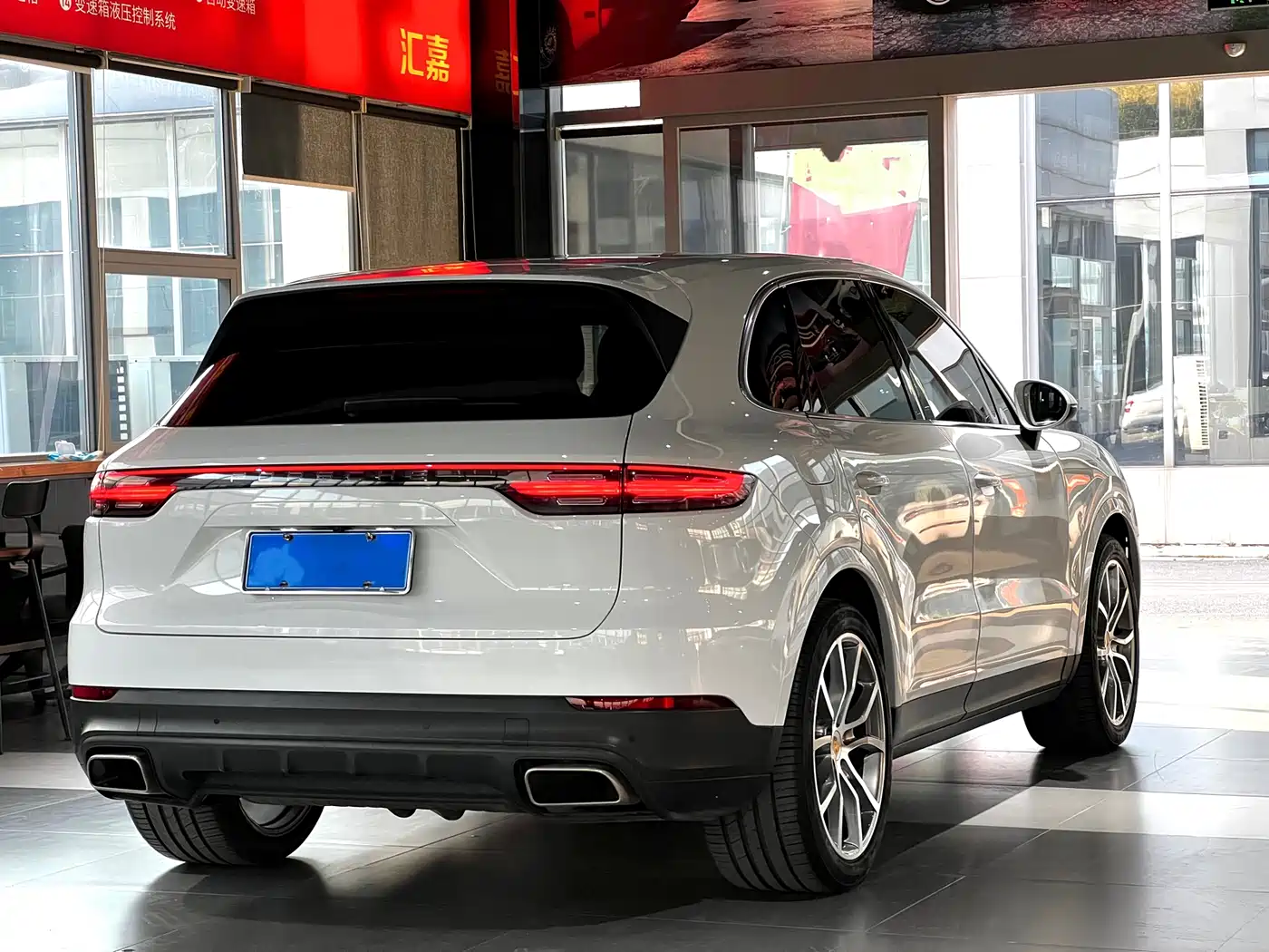 Porsche Cayenne 2019 Cayenne 3.0T фото 14