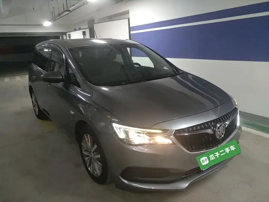 Фото 4 - Buick GL6