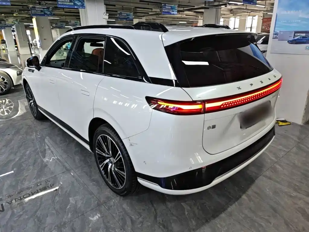 Photo 5 - XPeng G9
