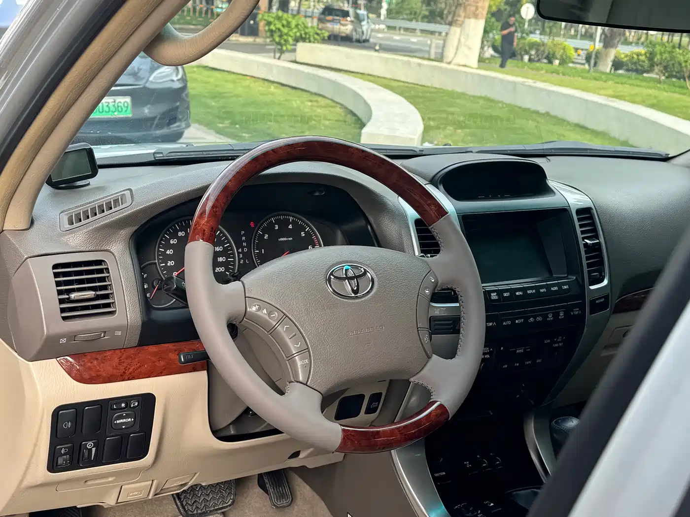 Toyota Prado 2006 4.0L Automatic VX NAVI Edition фото 8