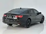 Photo 9 - Chevrolet Malibu XL