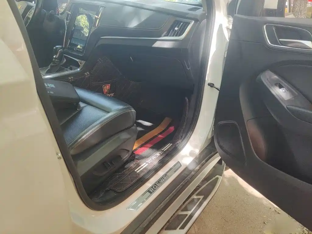 Roewe RX5 2016 2016 20T 2WD Automatic Internet Smart Edition