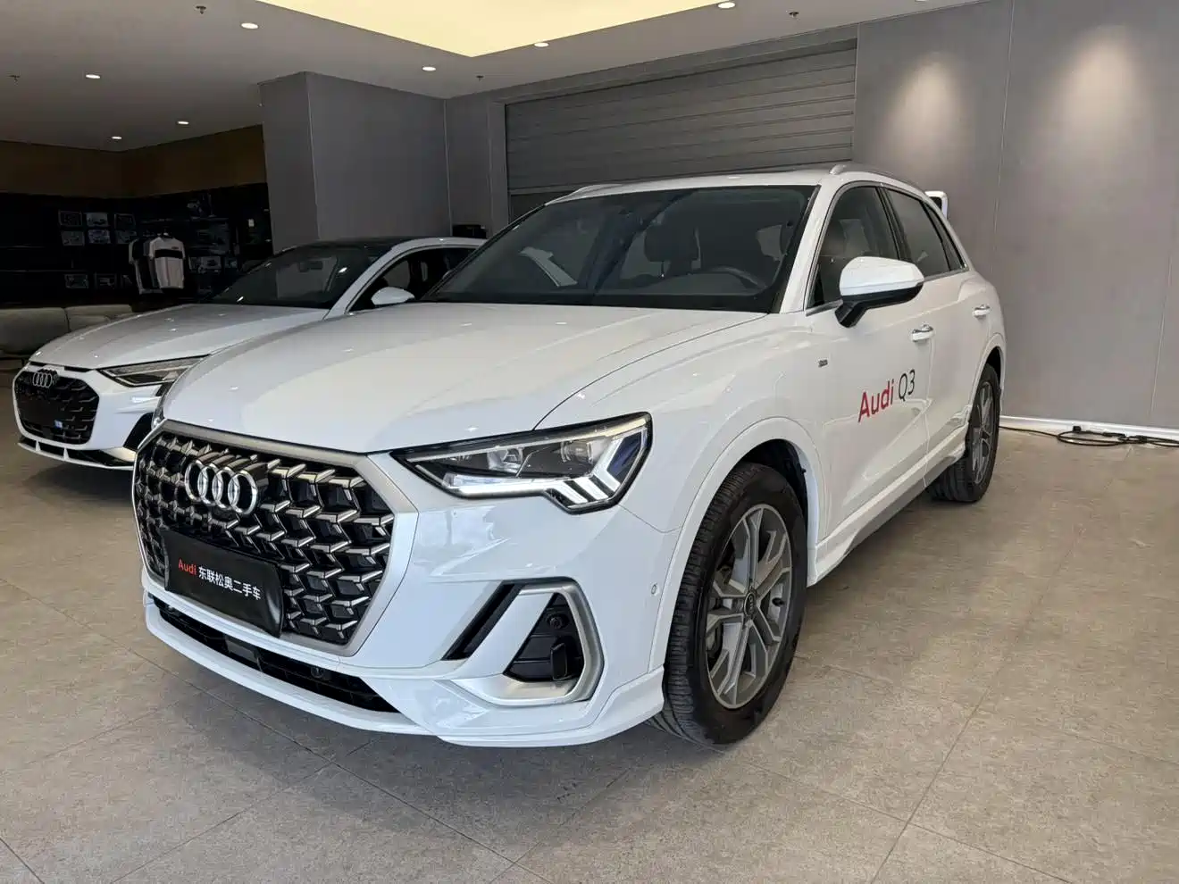 Audi Q3 2024 40 TFSI Fashion Sport