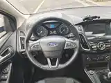 Фото 11 - Ford Focus