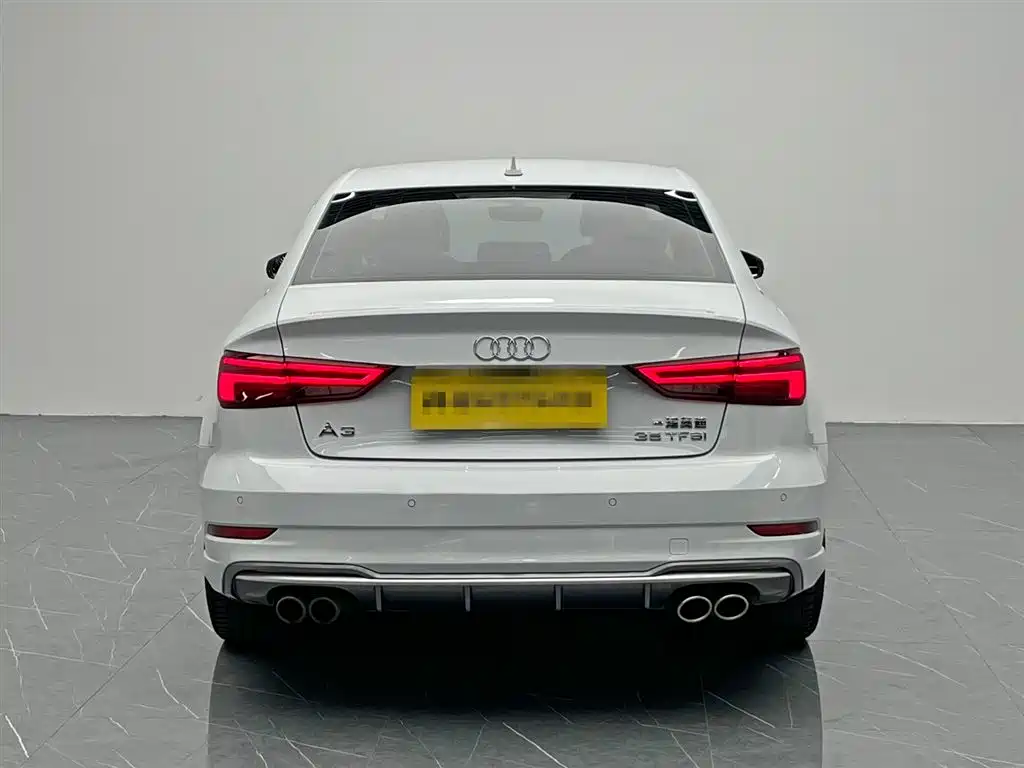 Audi A3 2018 30th Anniversary Limousine 35 TFSI Sport фото 5