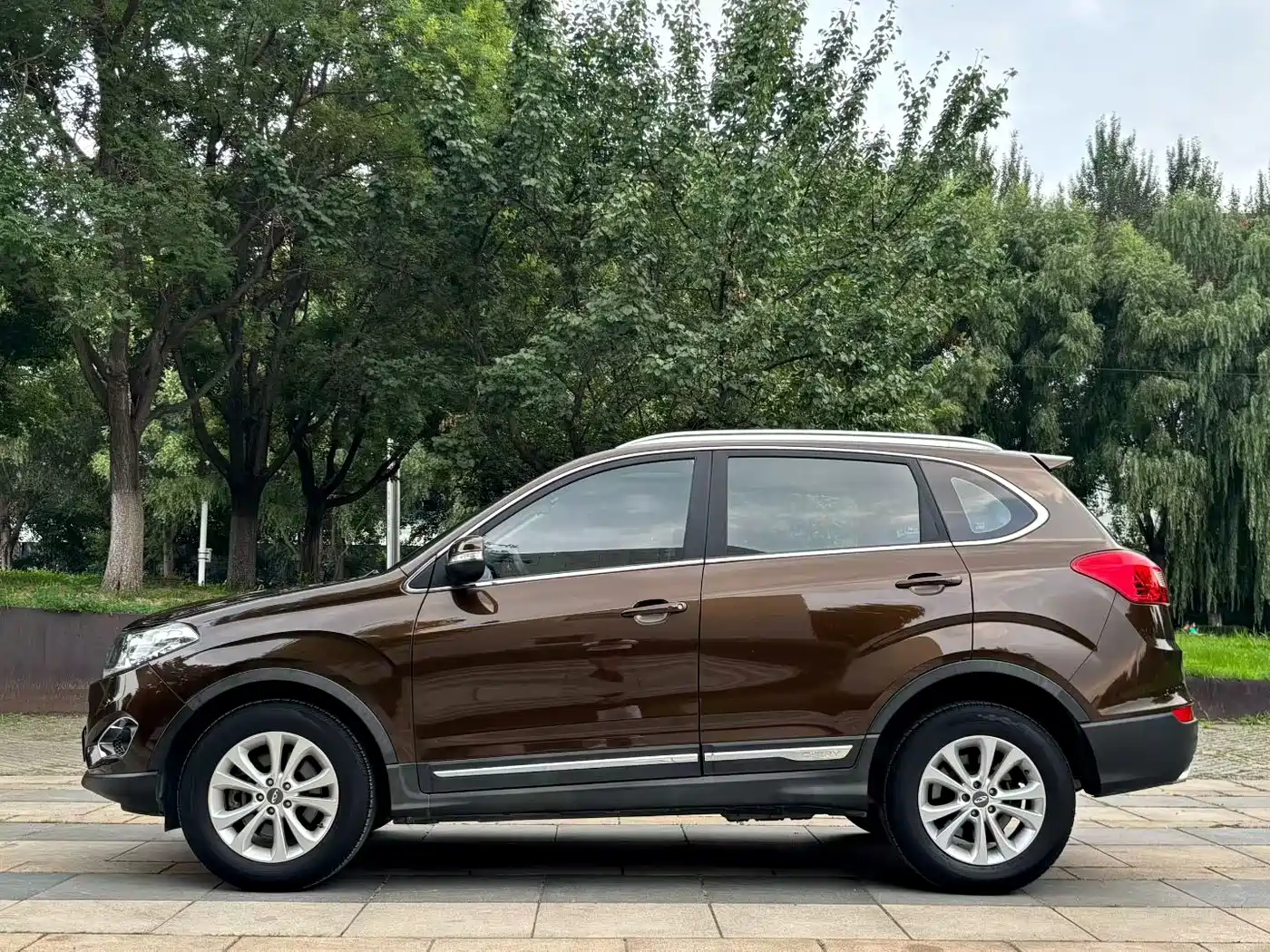 Chery Tiggo 5 2014 2014 2.0L CVT Family Comfort Edition