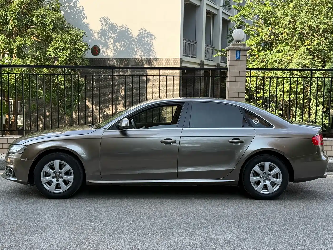 Audi A4L 2011 2011 2.0 TFSI Luxury