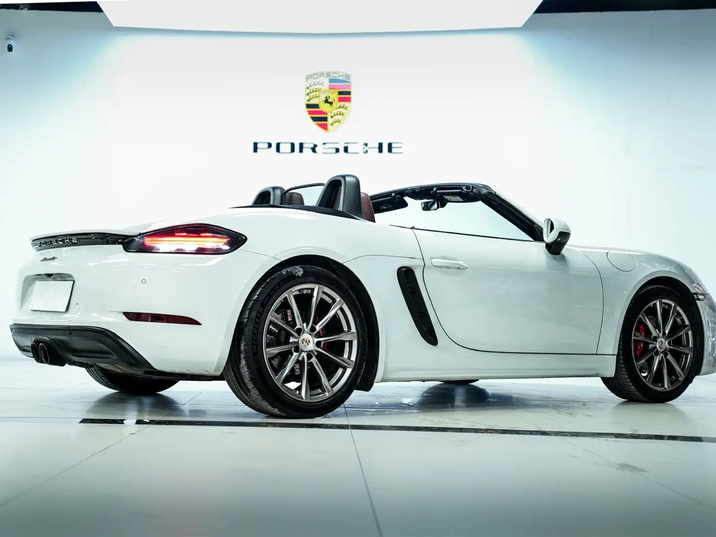 Porsche 718 2018 Boxster 2.0T фото 8