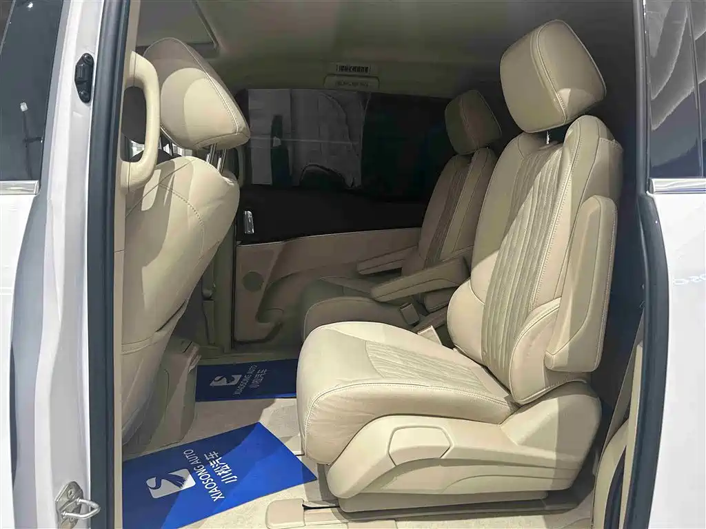 Buick GL8 2023 Land Business Class 652T Luxury фото 17