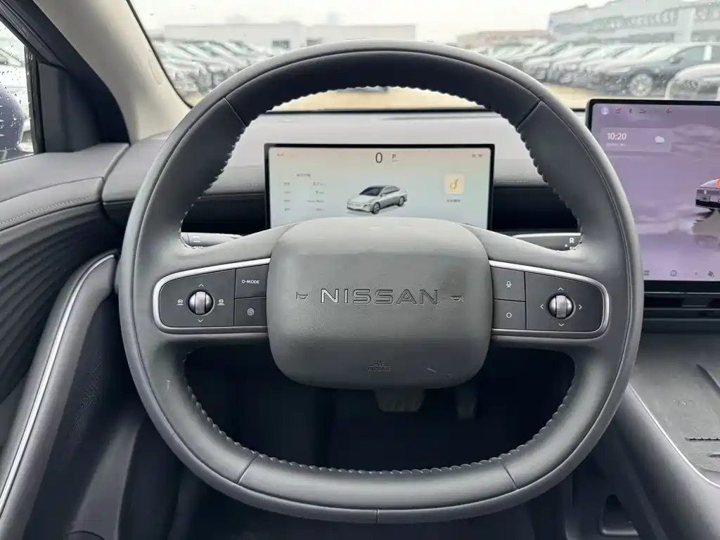 Nissan N6 2025 2025 Mid Configuration