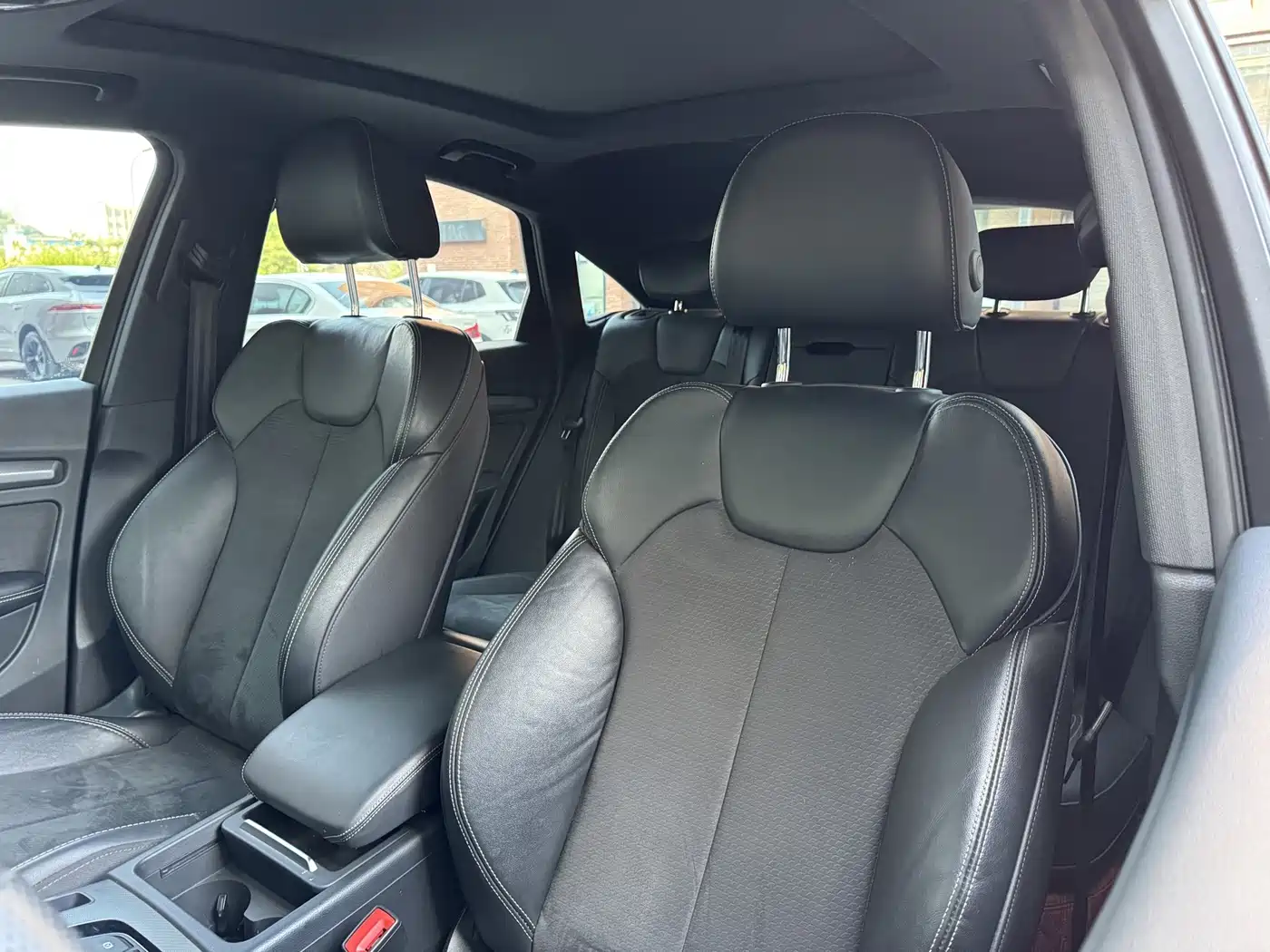 Audi Q5L Sportback 2022 2022 40 TFSI Luxury