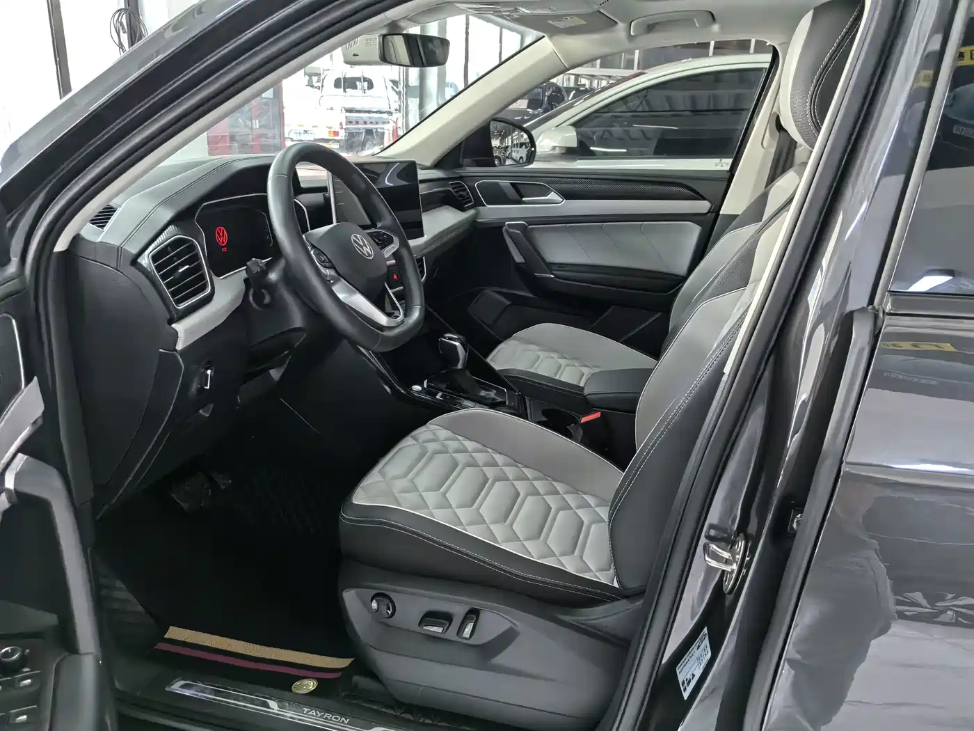 Photo 7 - Volkswagen Tayron