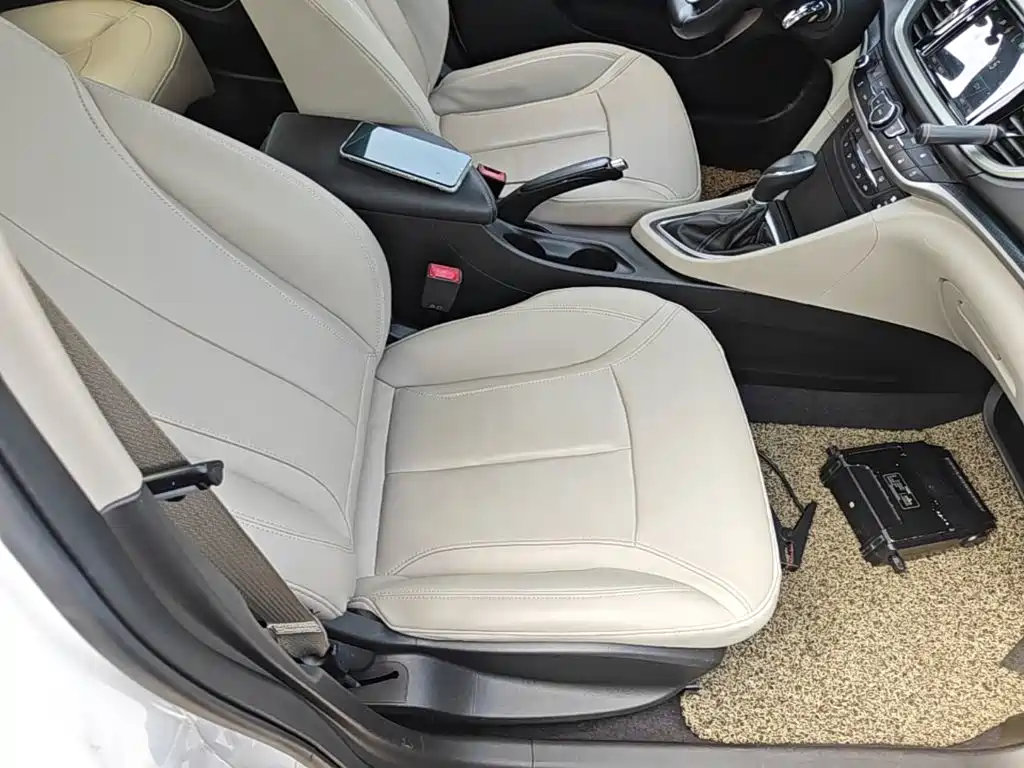 Фото 25 - Buick Excelle
