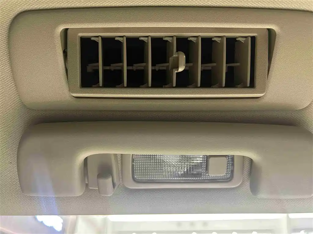 Buick GL8 2023 Land Business Class 652T Luxury фото 18