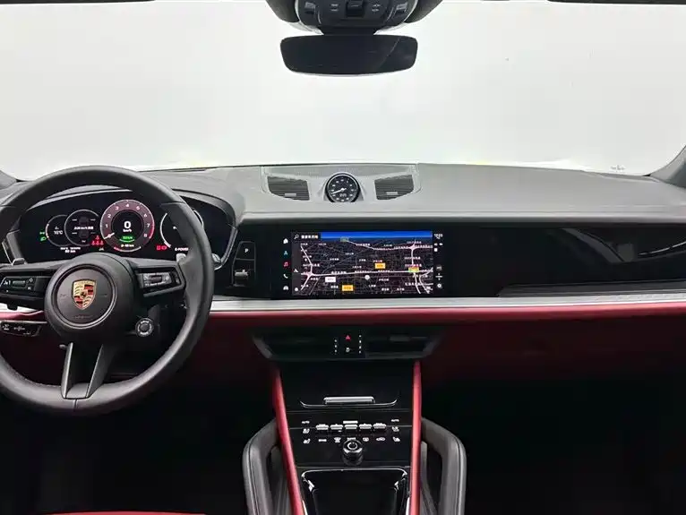 PORSCHE CAYENNE NEW ENERGY